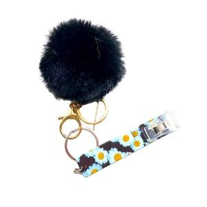 Debit/Credit Card Grabber💅🏾also good for pumping gas⛽️